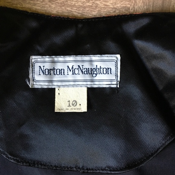 Vintage Norton McNaughton Velvet Rose Jacket - Picture 3 of 16